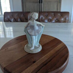 Ballerina LLadro Nao "My recital"